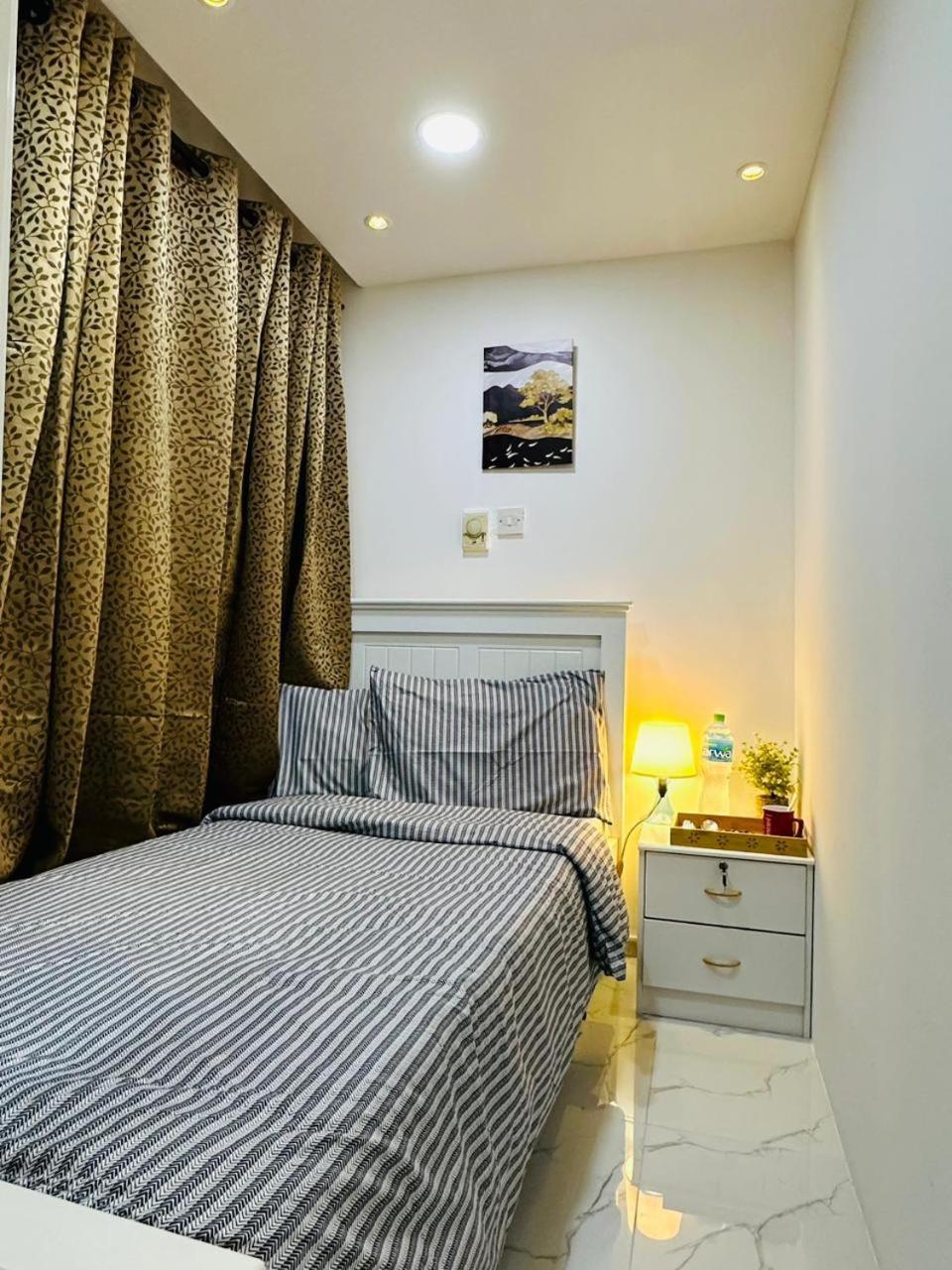 Dsv Property アブダビ エクステリア 写真